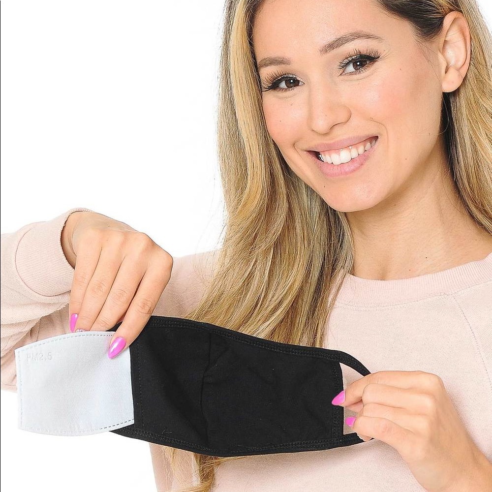 Red Rose Graphic Print Face Mask - Picture 6 of 10